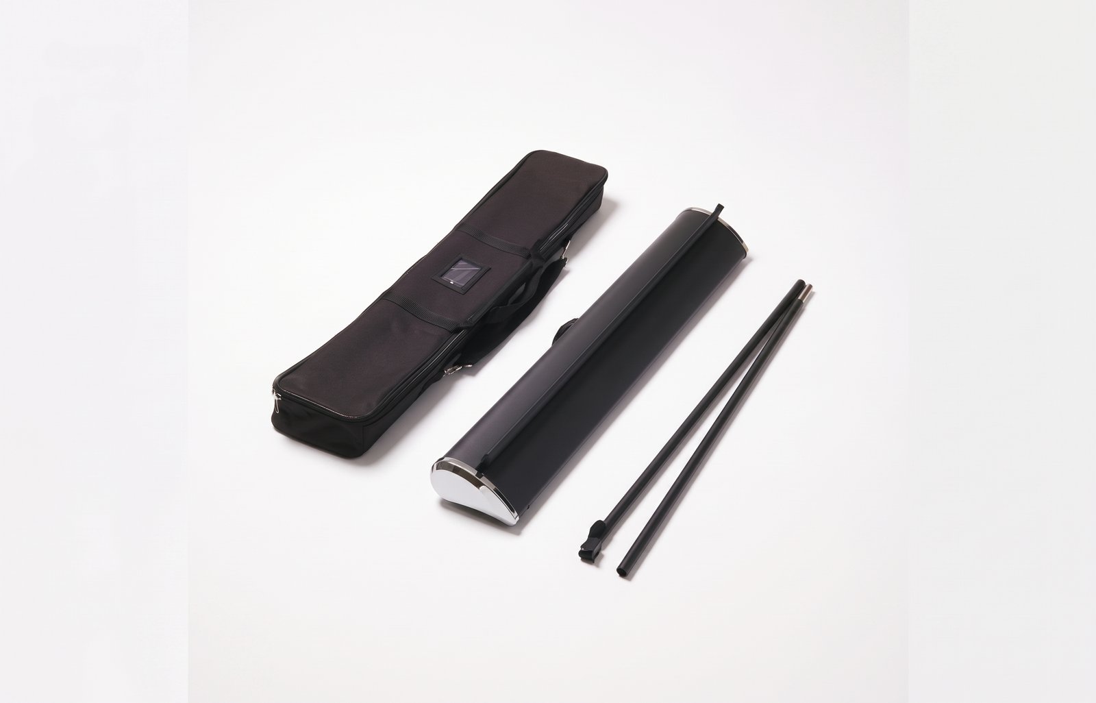 Lieferumfang Roll-Up Premium Black: Tasche, Gehäuse und Teleskopstange